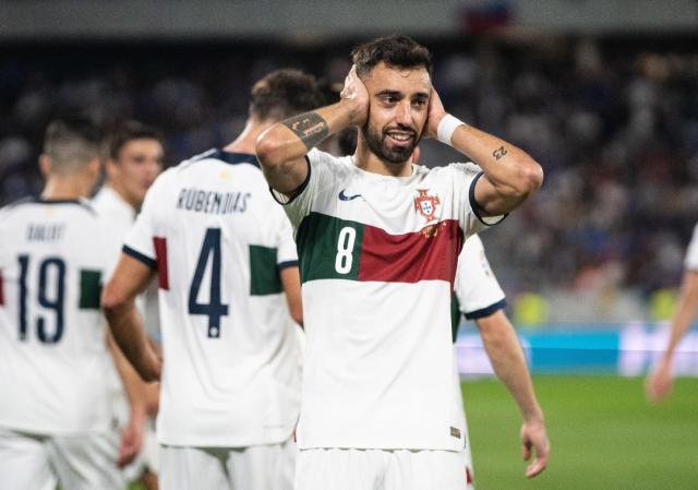 寿星B费建功 C罗染黄停赛 葡萄牙送斯洛伐克首败