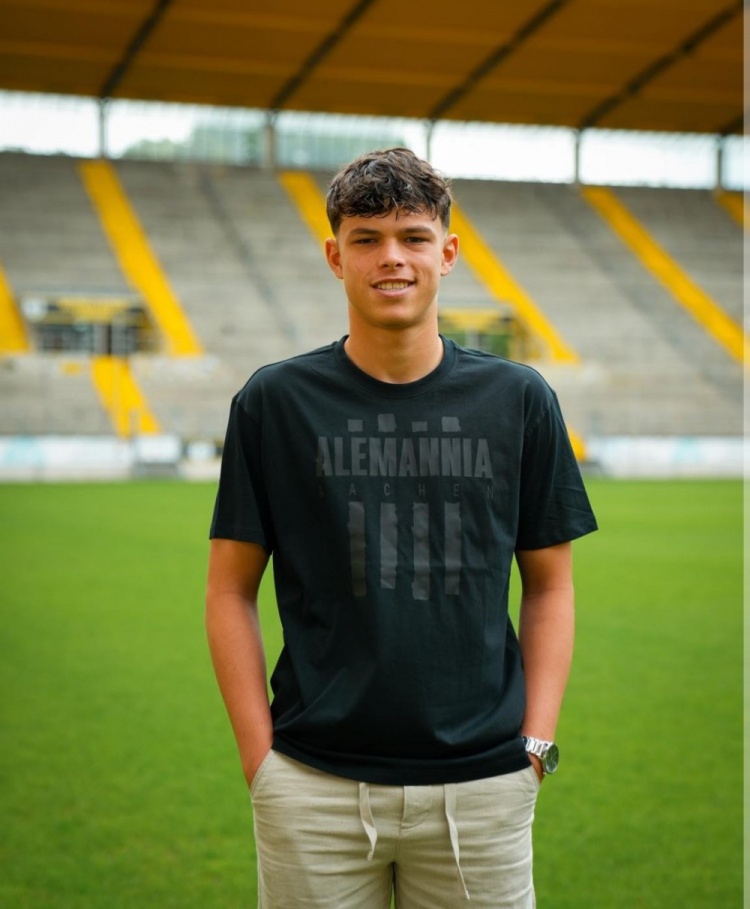 赛事观看-天空:19岁德丙中场今夏将成为关注对象,霍村等多支球队对其有意