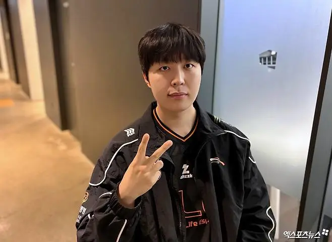 九游体育官方-Kanavi:反野成功就绝对有利我很喜欢,前期指挥我主导较多